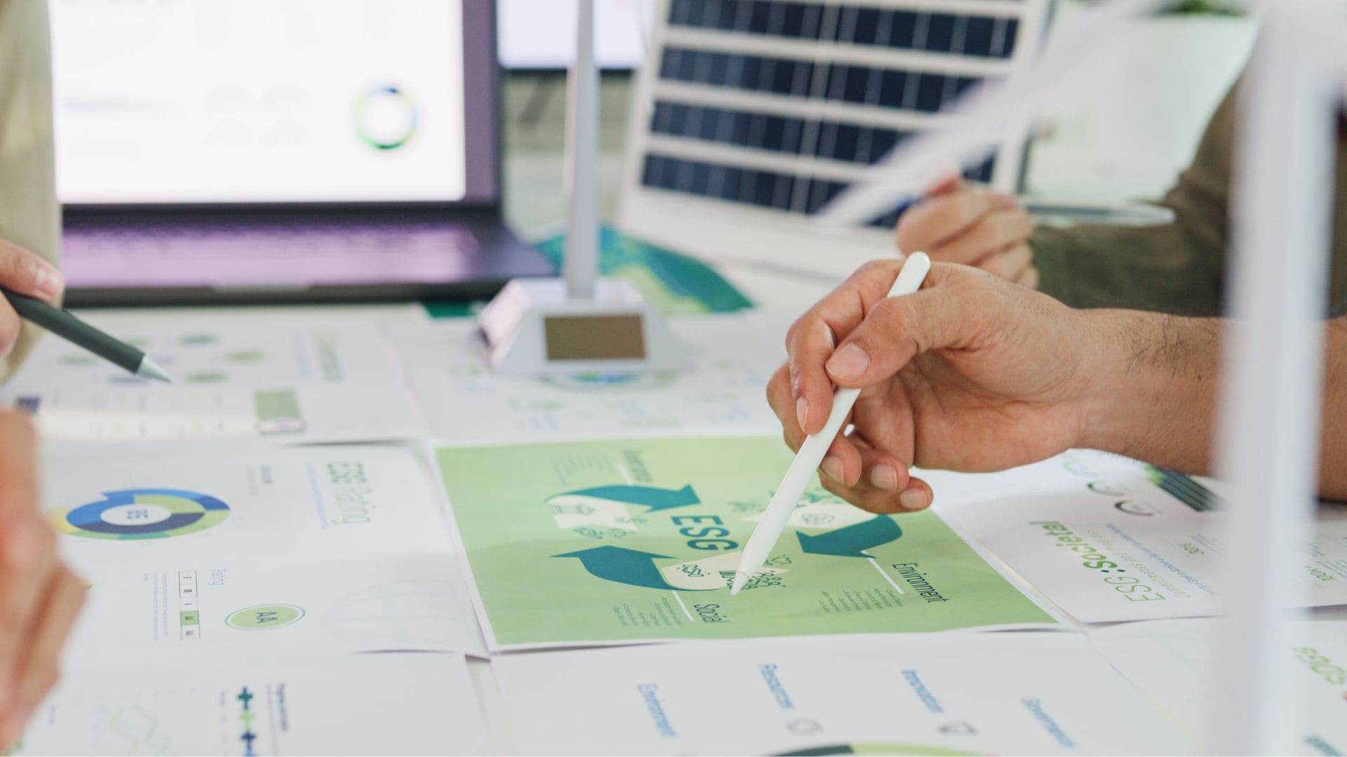 You are currently viewing Accenture France : Stratégies innovantes et marché en mutation