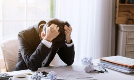 Bayard refuse un ex-McKinsey : impact sur l’édition française